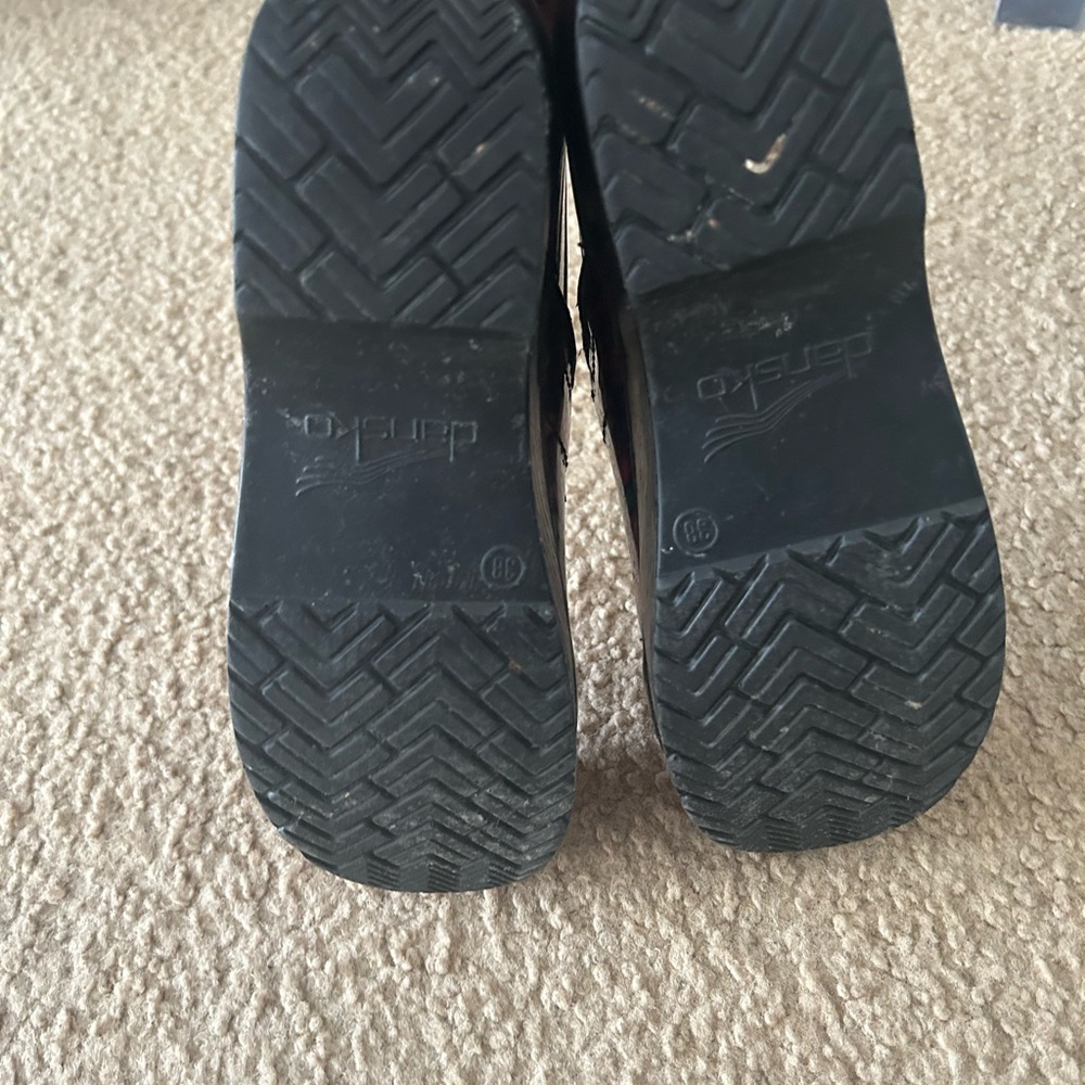 Clogs - Picture 3 of 3